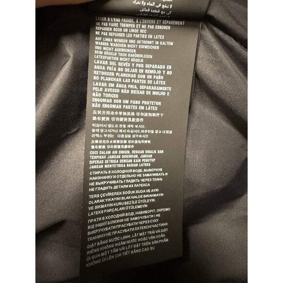 Prada XL Black Hooded Puffer Jacket With Graphene Padding Technology & Zipper Cl - Picture 16 of 16